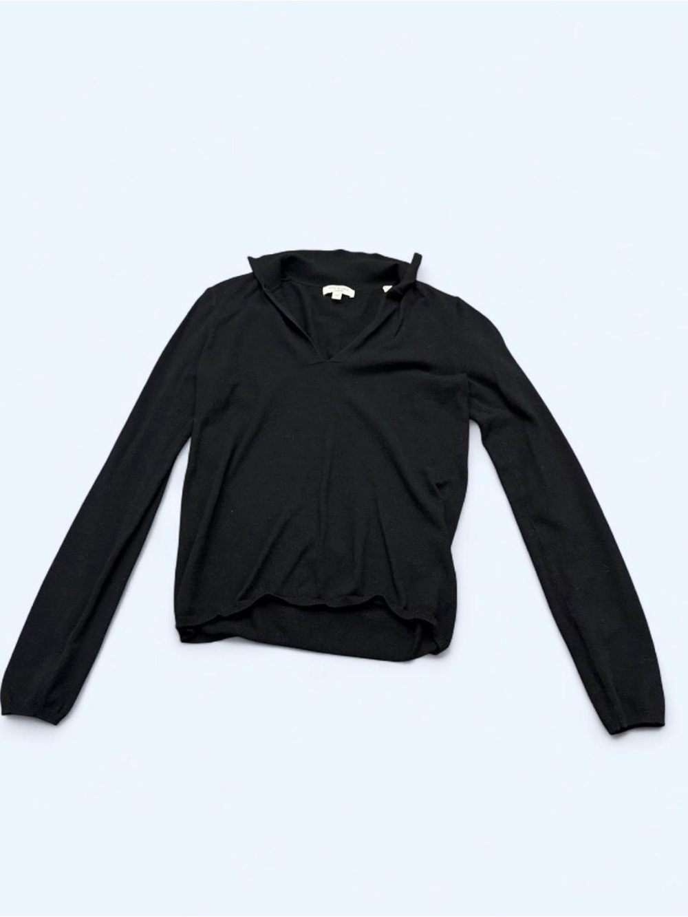 Max Studio Black V-Neck Long Sleeve Sweater
